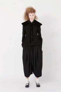 突破邊界 Comme des Gar?ons 2018春夏鞋帽系列的設(shè)計哲學